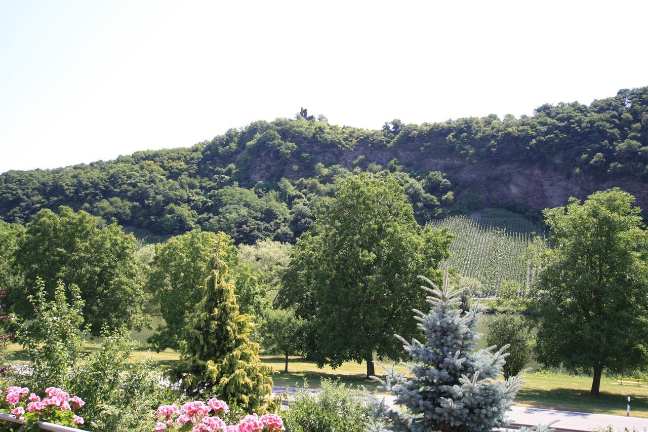 Weingut Bernd Hermes *